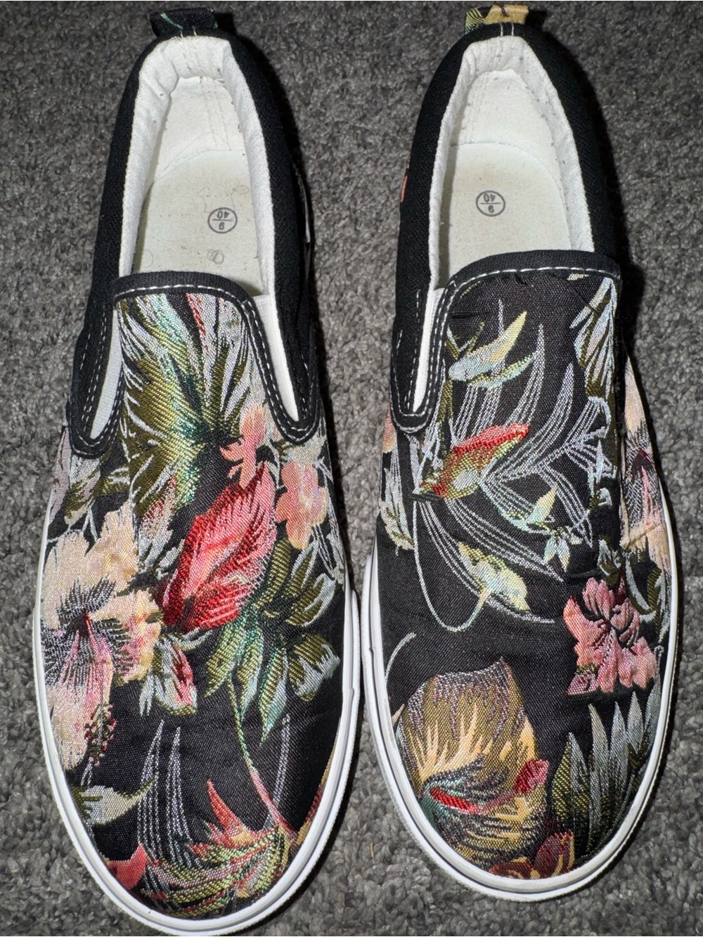 Floral Slip-On Canvas Sneakers in Black